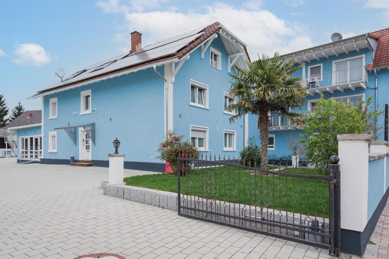 Park Hotel & Gaestehaus Руст Экстерьер фото