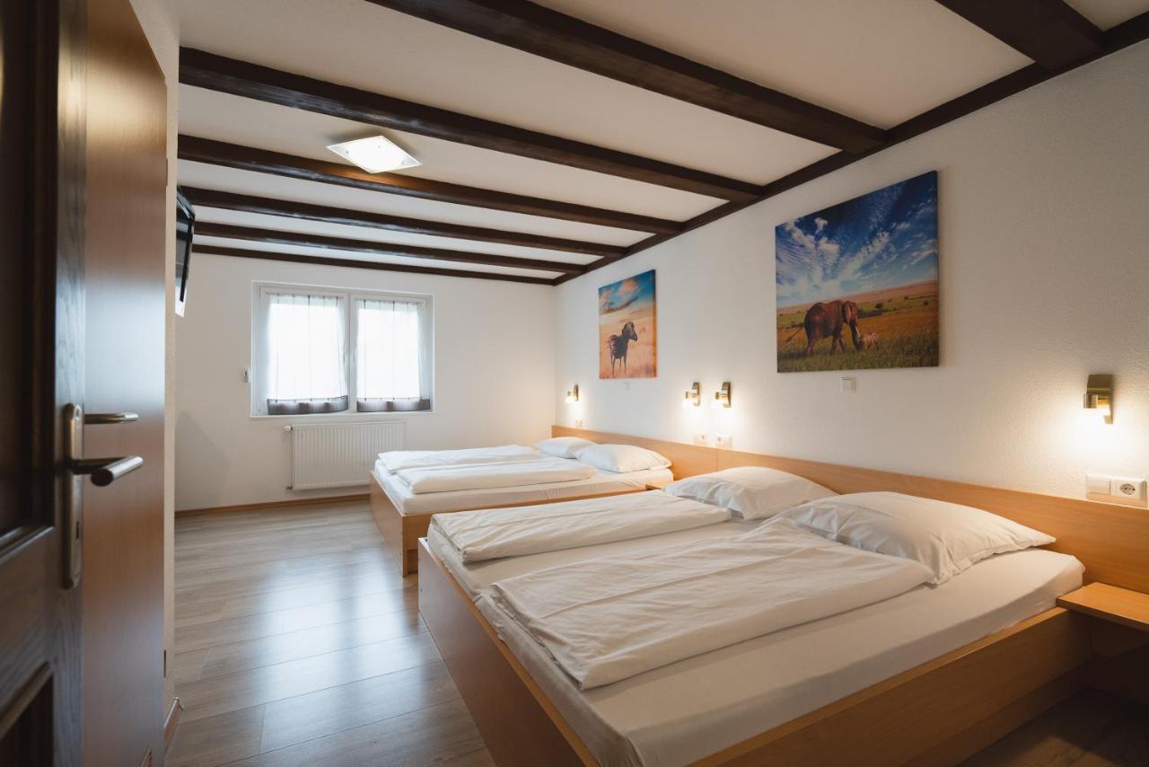 Park Hotel & Gaestehaus Руст Экстерьер фото